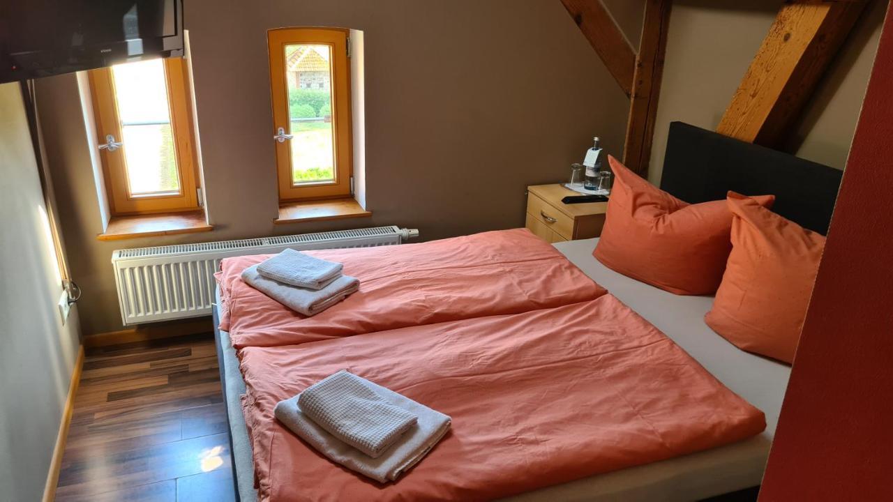 Schloss Rothenklempenow Hotell Exteriör bild